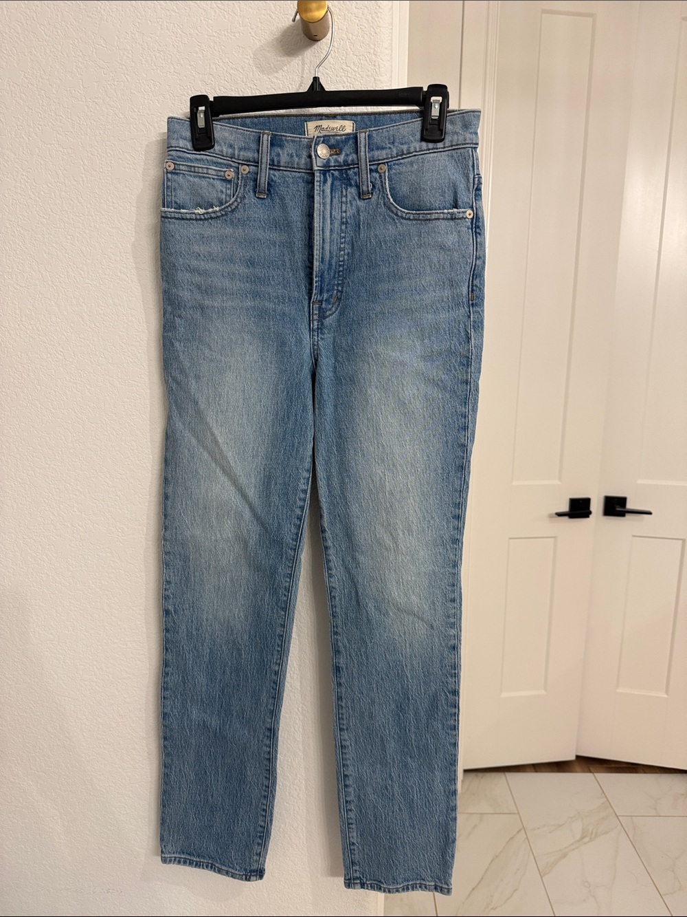 Madewell Light Wash Women's Straight Leg Jeans